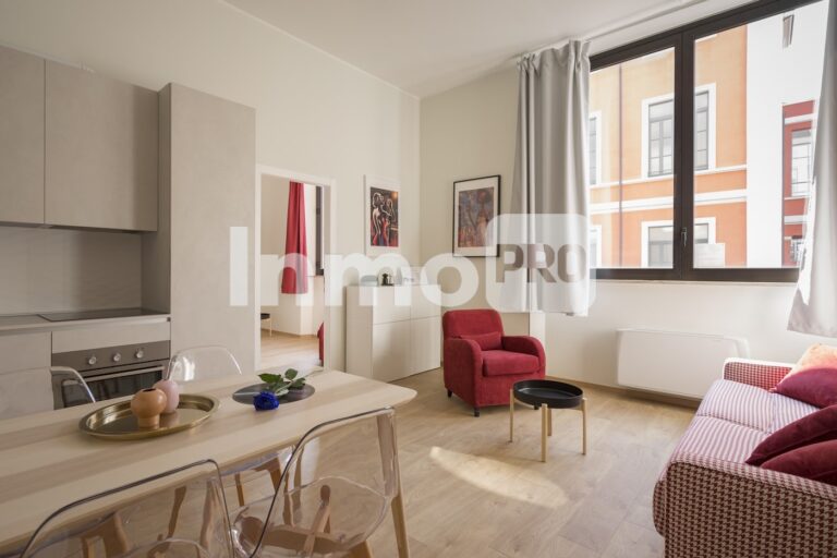 Ático con terraza de 40 m² en Recoletos — imagen 2
